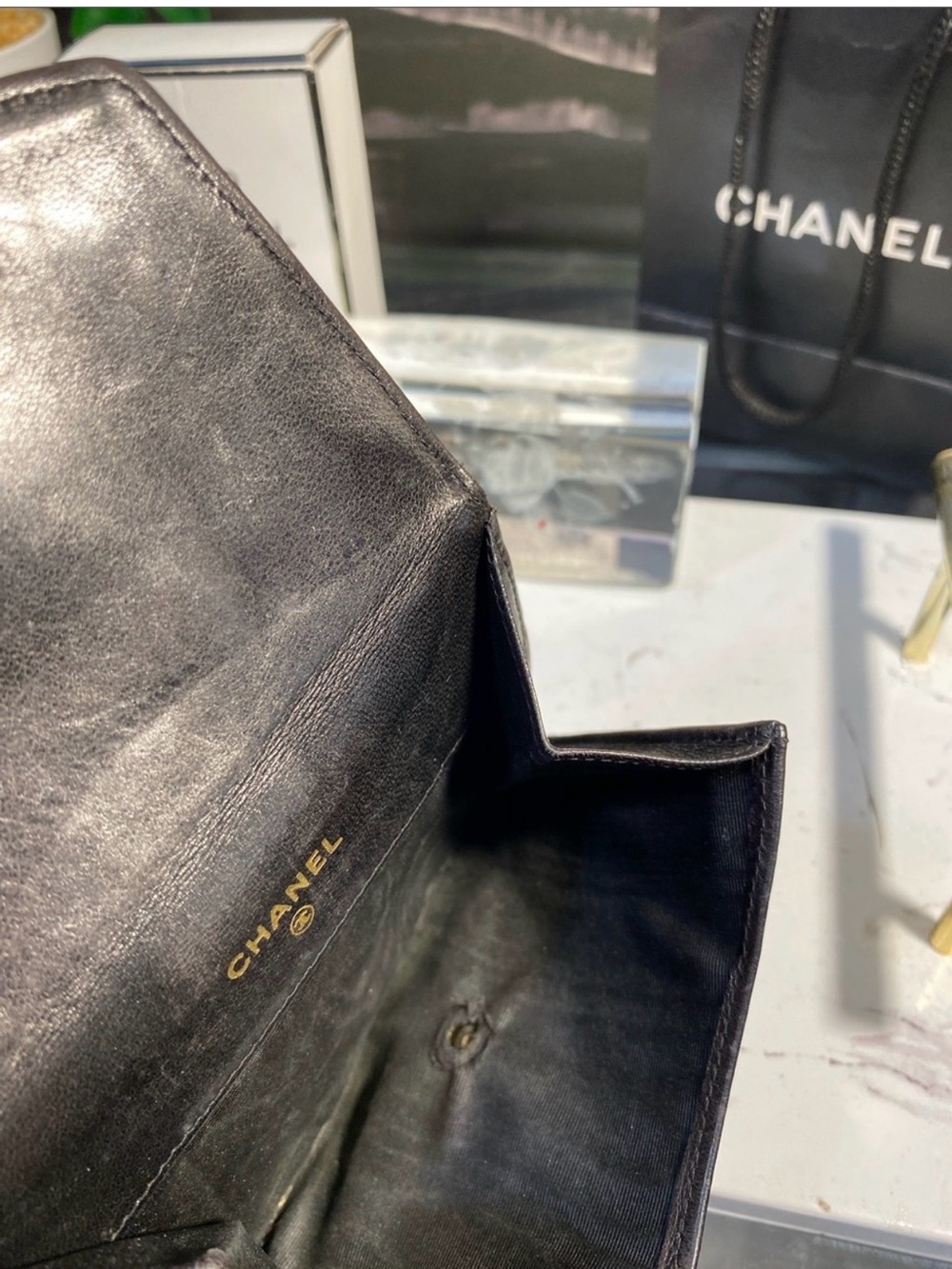 Authentic CHANEL Timeless CC Logo Leather Wallet - Picture 11 of 15